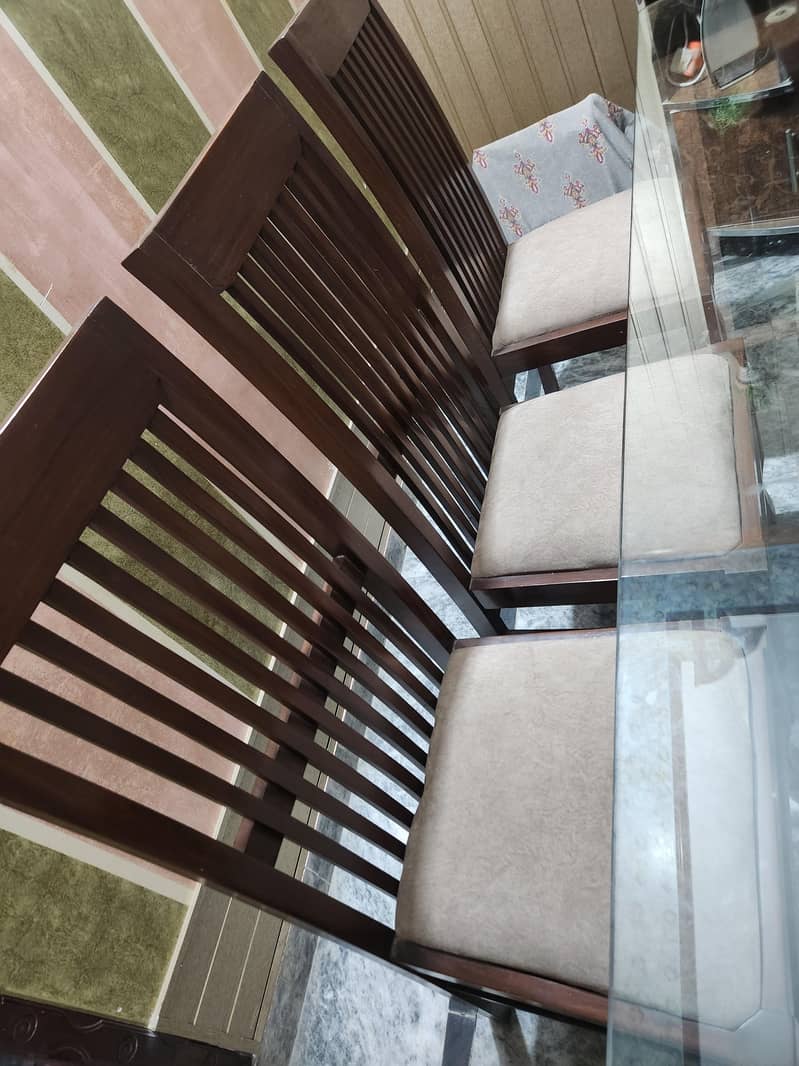 Dining Table or chairs 4