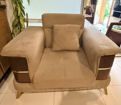 7-Seater Sofa Set / Beige Velvet / Good Condition