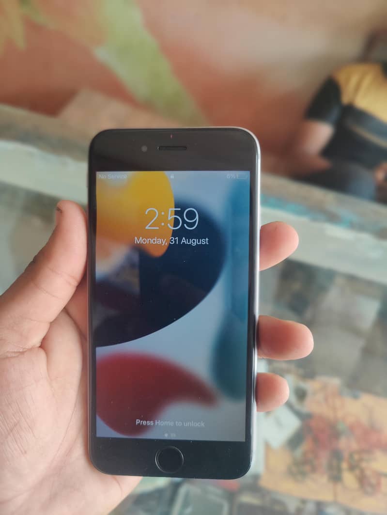 Apple iPhone 6S 1