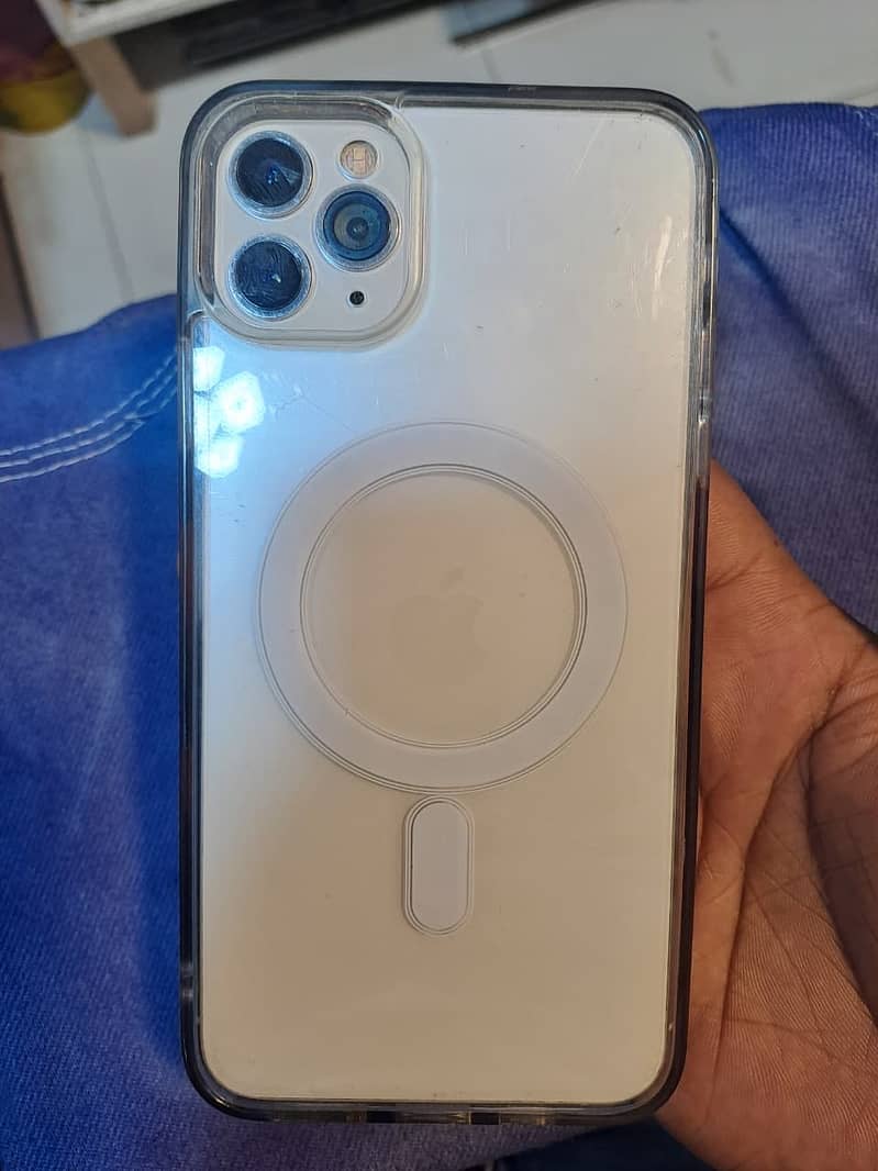 Apple iPhone 11 Pro Max 6