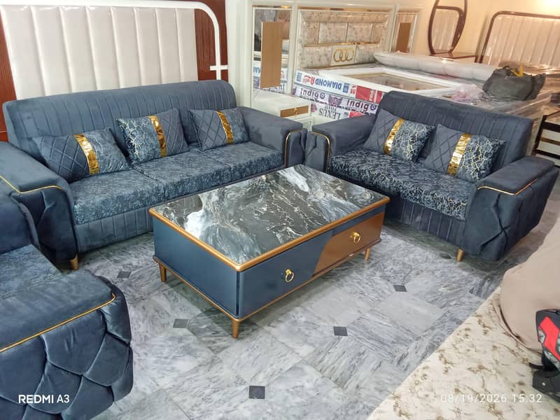 sofa + center table 4