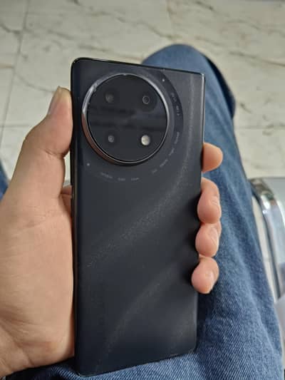 Tecno CAMON 30S