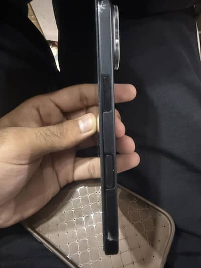 Apple iPhone 16 JV