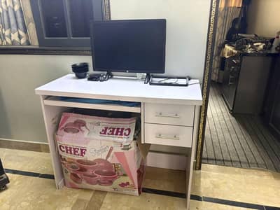 Computer Table | Handcrafted workstation
