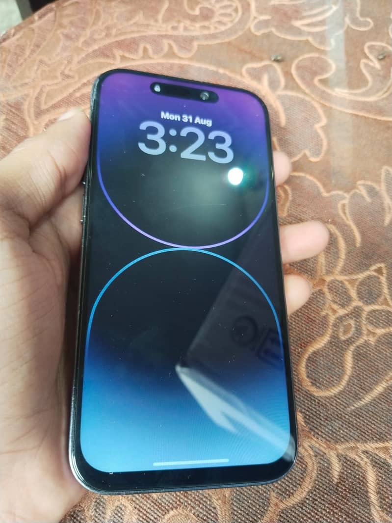 Apple iPhone 14 Pro 1