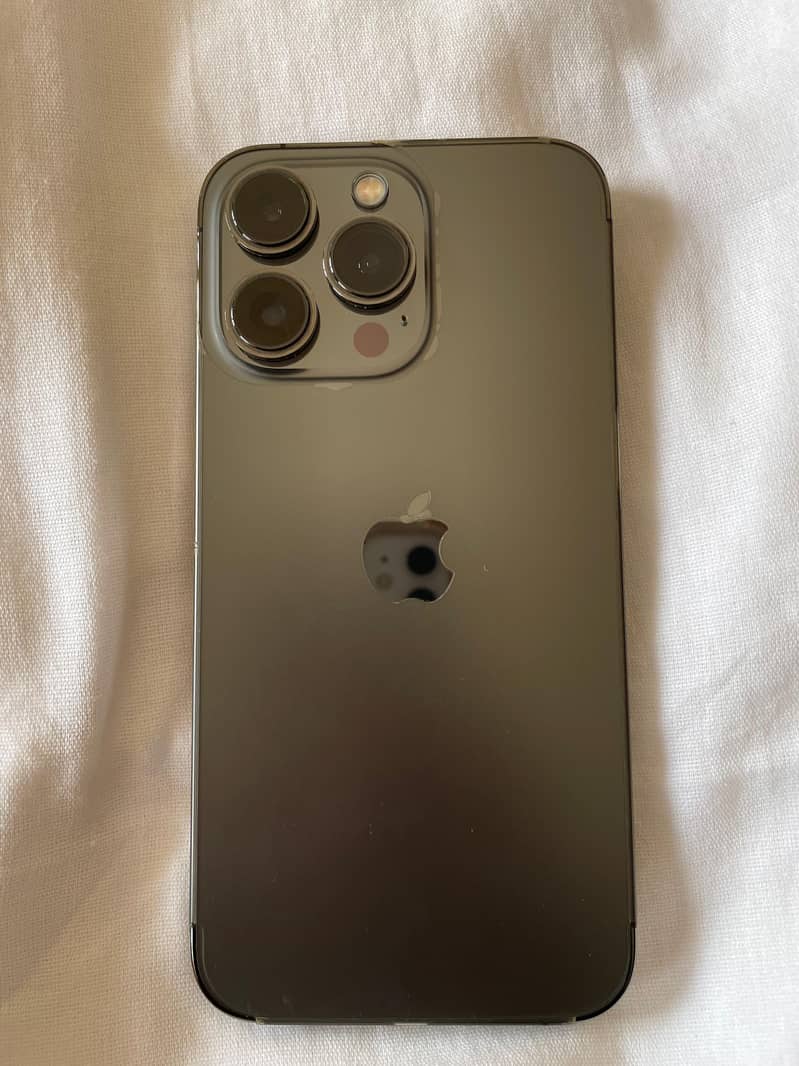 Apple iPhone 13 Pro 0
