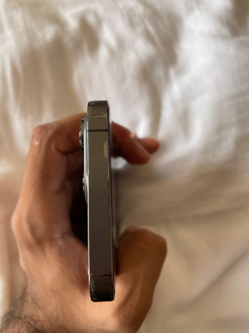 Apple iPhone 13 Pro 6