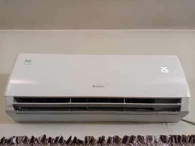 Gree 1 Ton Pular Turbo Inverter AC (0320/0400708)