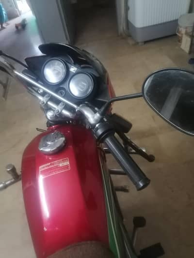 saf bike ha All punjab ka num ha exchang with 70 honnda