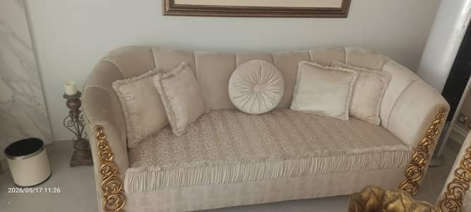 Premium Style Luxury 5 seater Sofa Set Curved Shape