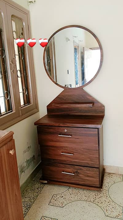 Wooden Dressing table with mirror