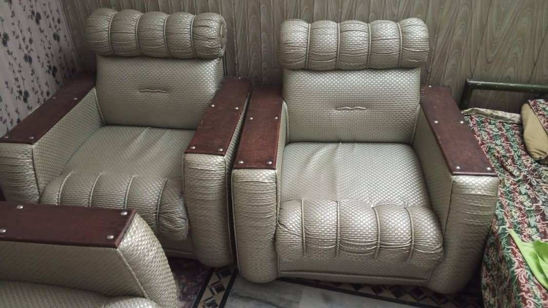 5 seater sofa 0