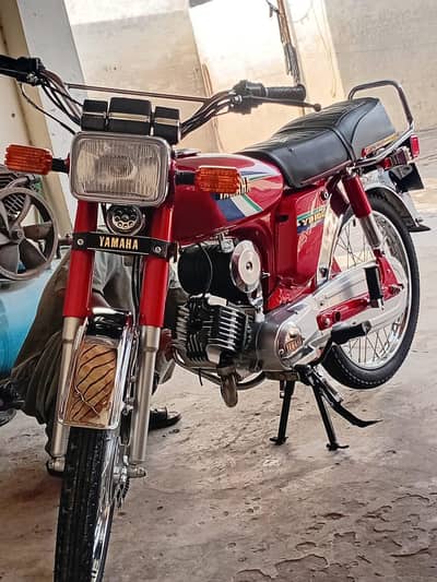Yamaha YB100