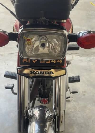 CG 125 for sale WhatsApp no 03016931749