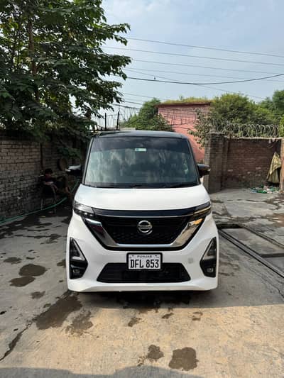 Nissan Roox Highway Star S-Hybrid 2021