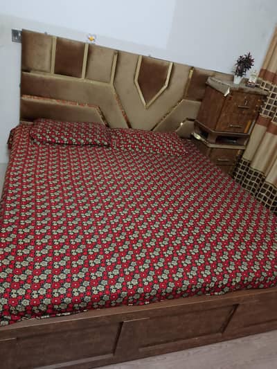 kings Size bed With 2 side tables without Mattress