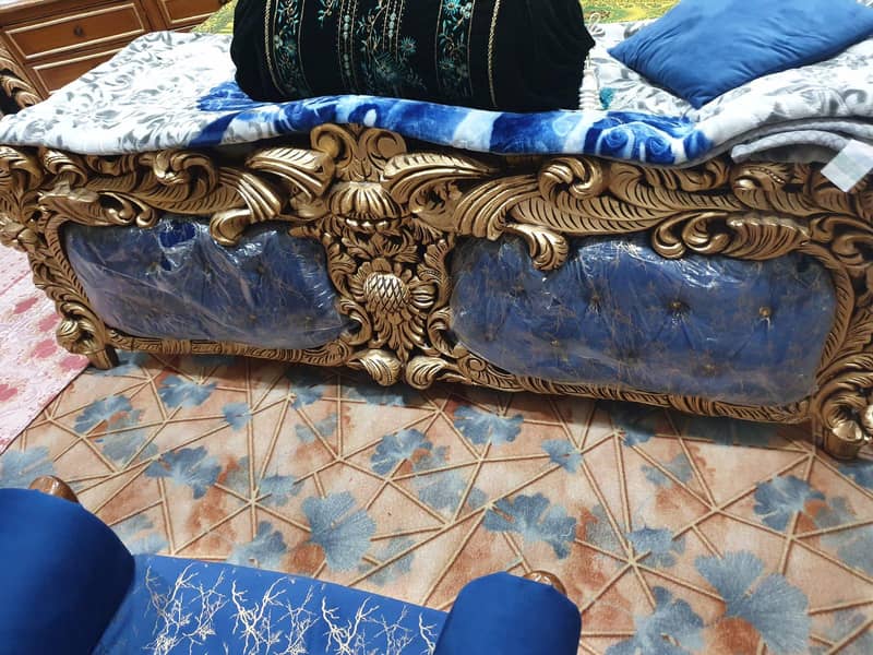 king size bed 1