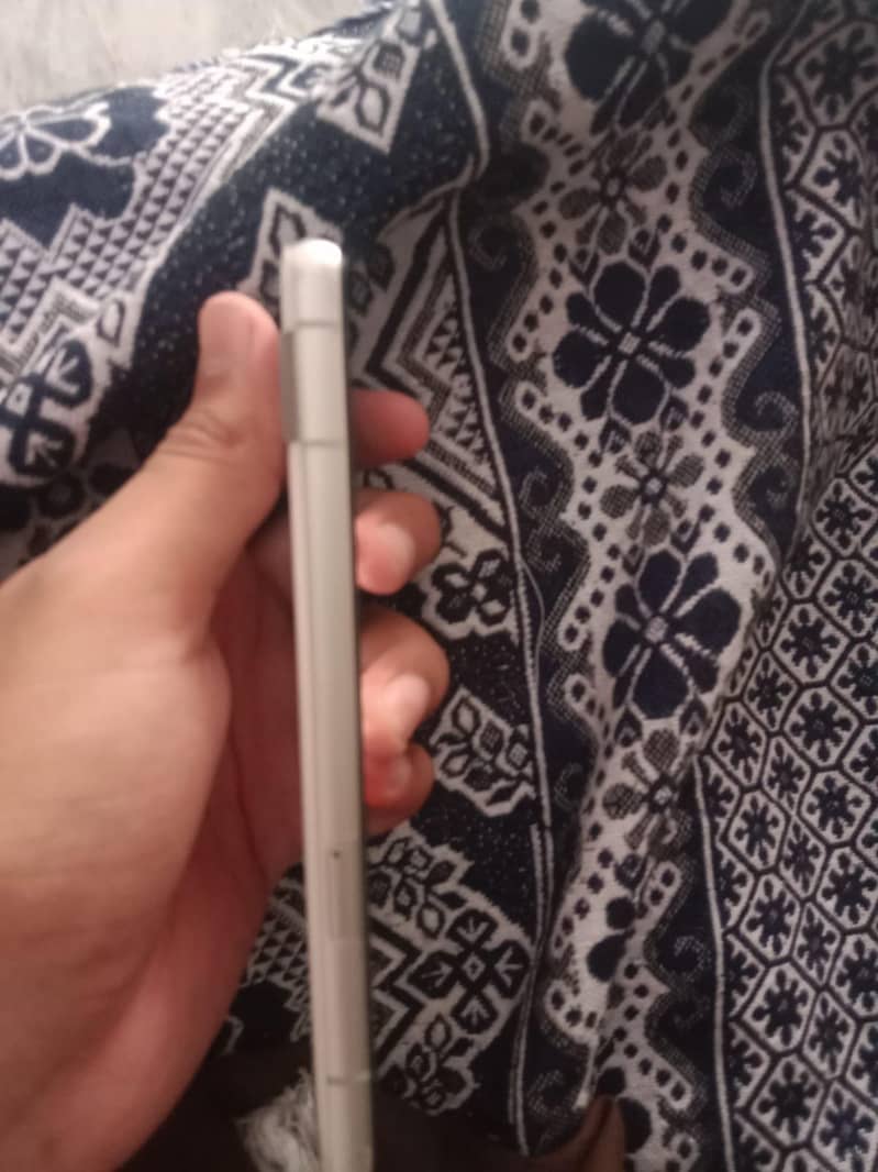 Google Pixel 7a 1