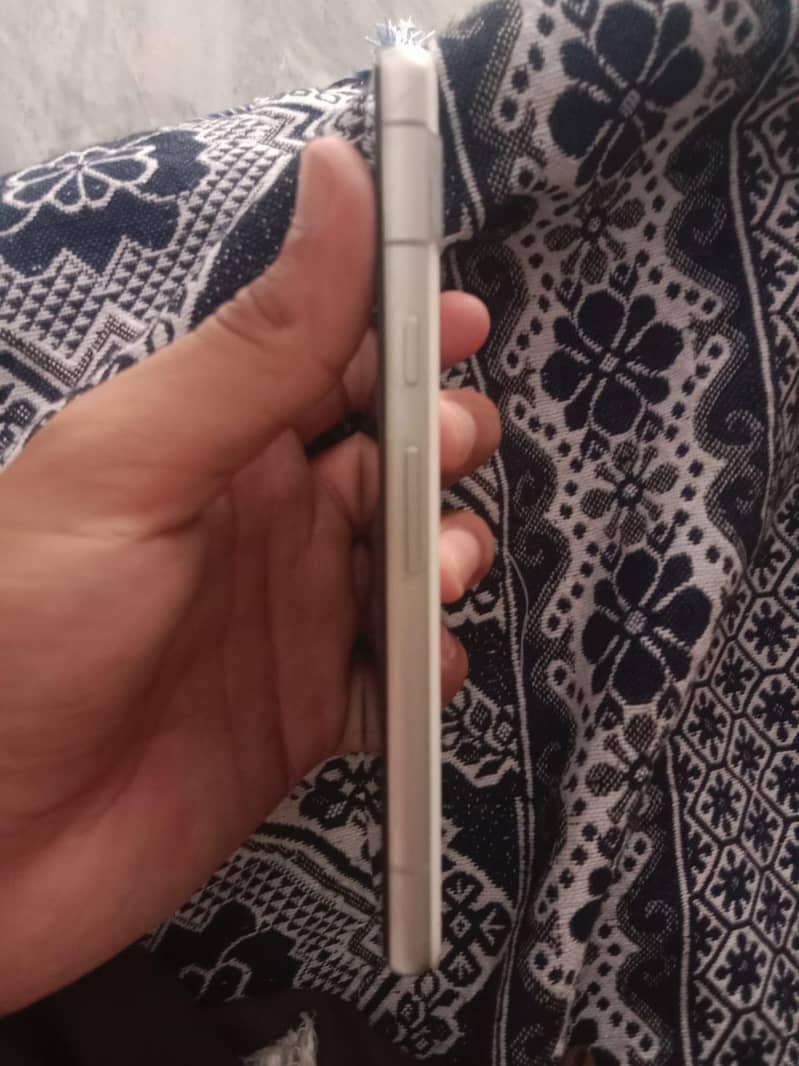 Google Pixel 7a 3