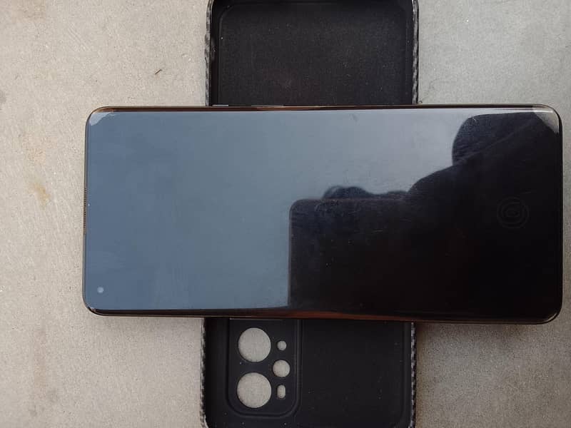 One Plus 9 Pro 4