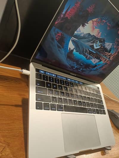 MacBook Pro 2017 Core i7 - 16 Gb Ram 512 SSD
