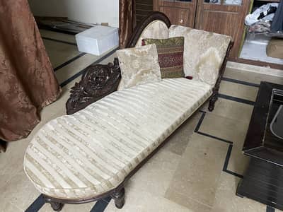 Dewan sofa 2 seater sofa