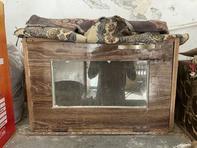 Wooden incubator