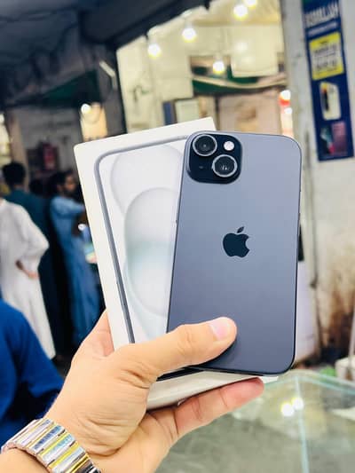Apple iPhone 15