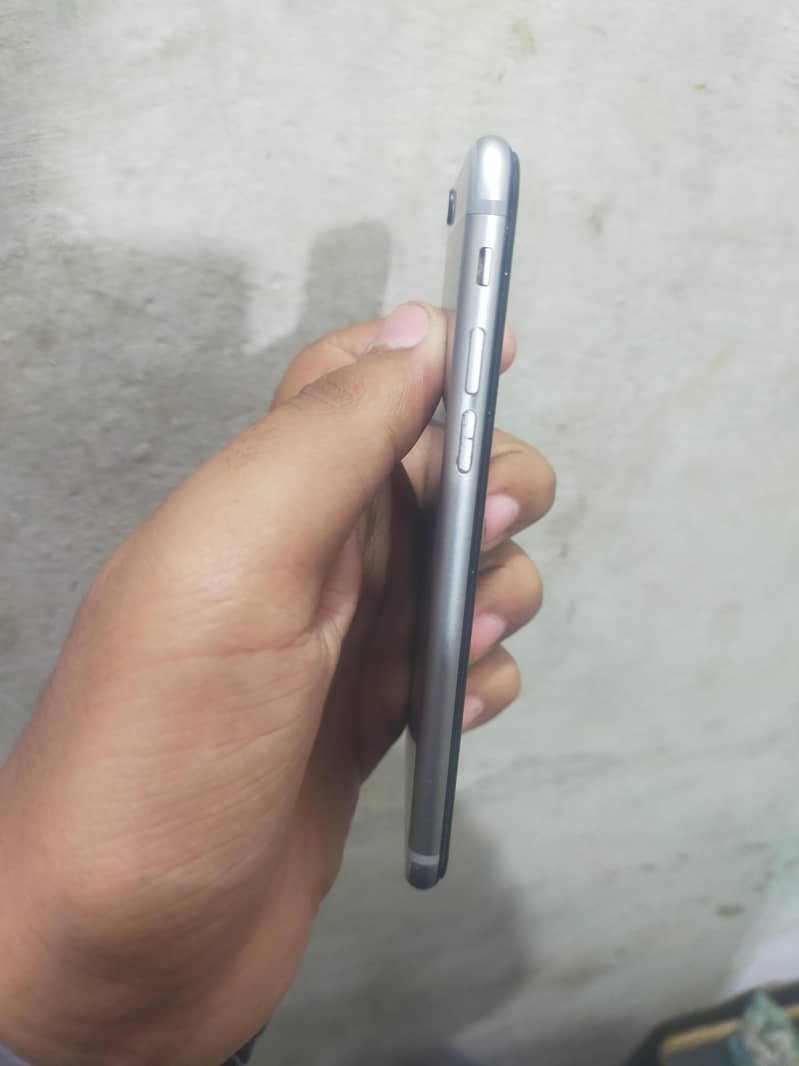 Apple iPhone 6 2