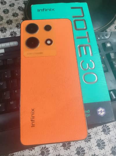 Infinix Note 30 8+8/256 Complete Box