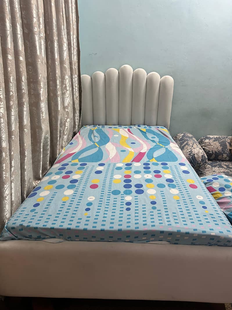 single bed 6