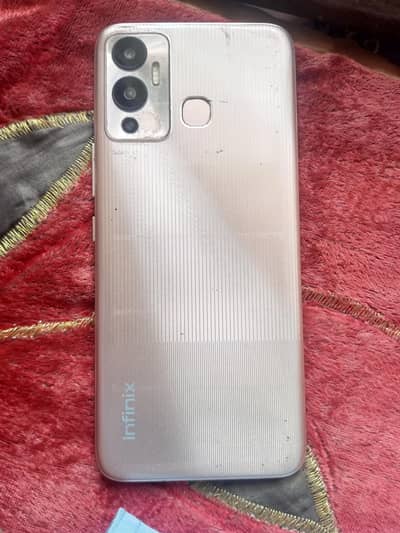 Infinix Hot 12