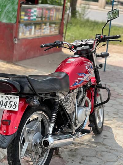 Suzuki GS 150 SE (Special Edition)