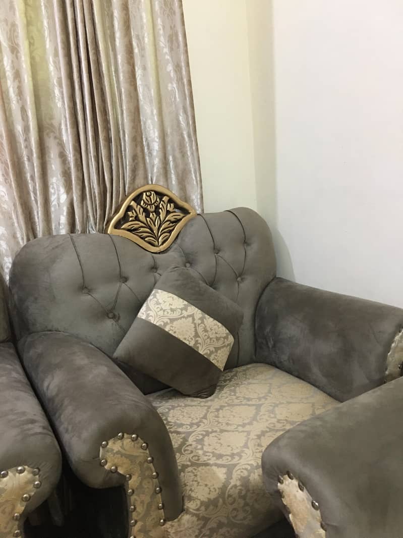 SOFAS 1