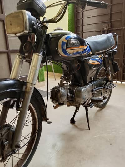 hi speed black colour model 2021 70cc bike for sale