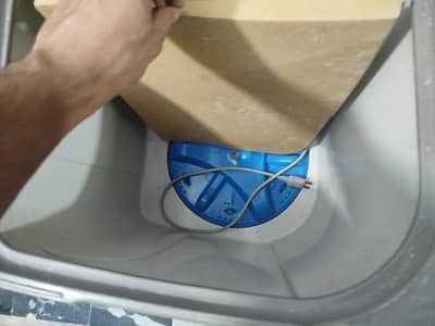 Super Asia SA-242, Washing machine and Dryer.