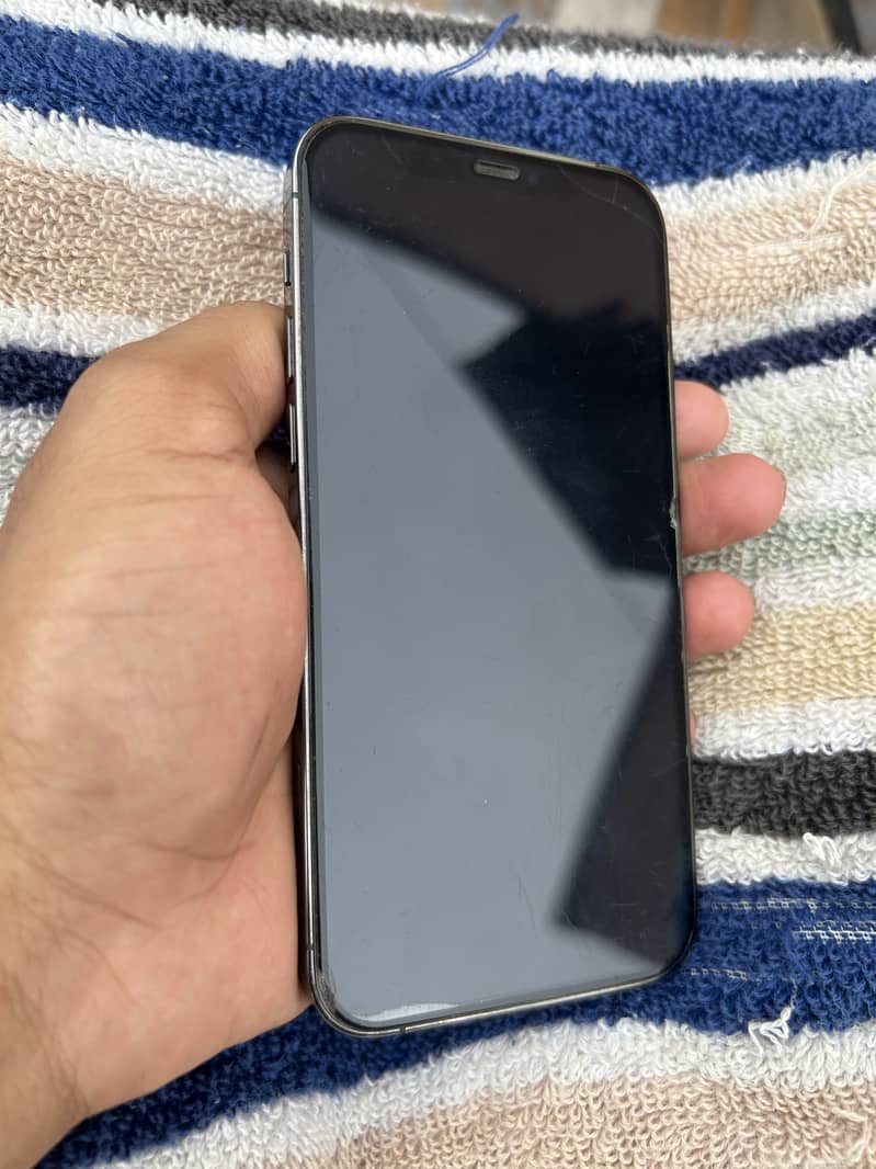 Apple iPhone 12 0
