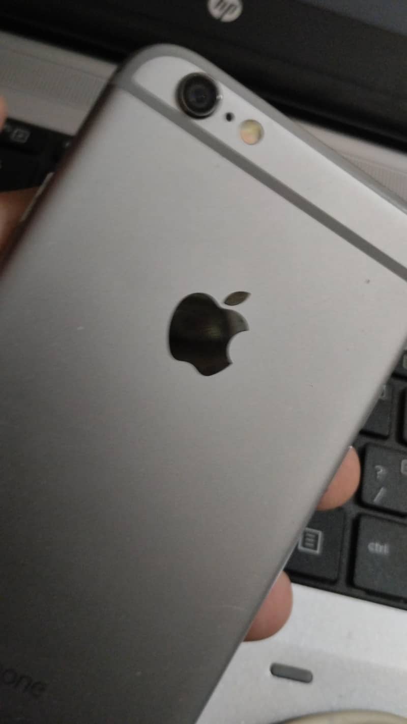 Apple iPhone 6 3
