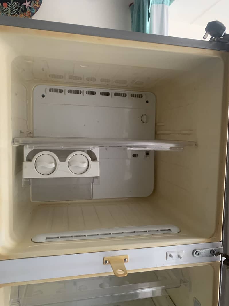 Samsung refrigator 8