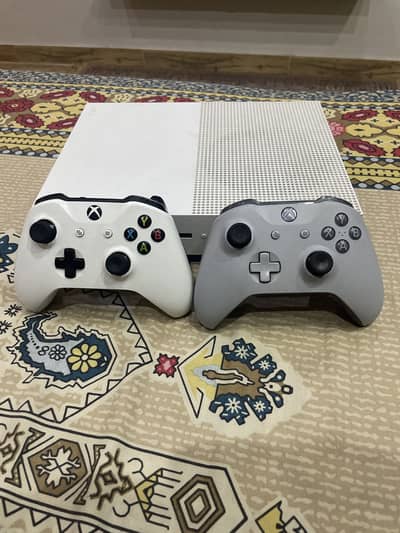 Xbox one s with two controllers and offline bundle 16 games