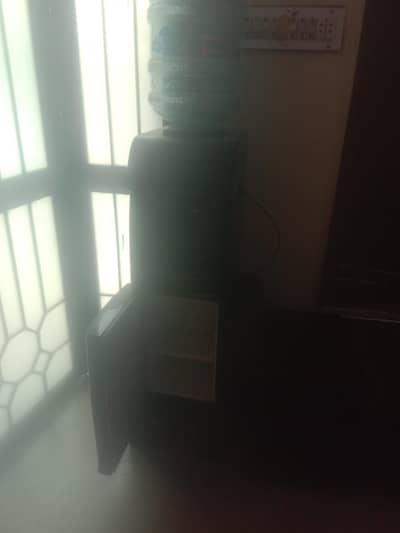 Water Dispenser