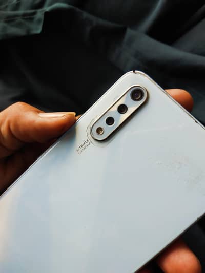 Vivo S1
