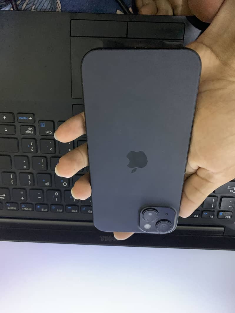 Apple iPhone 15 plus 6