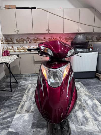 United Scooty