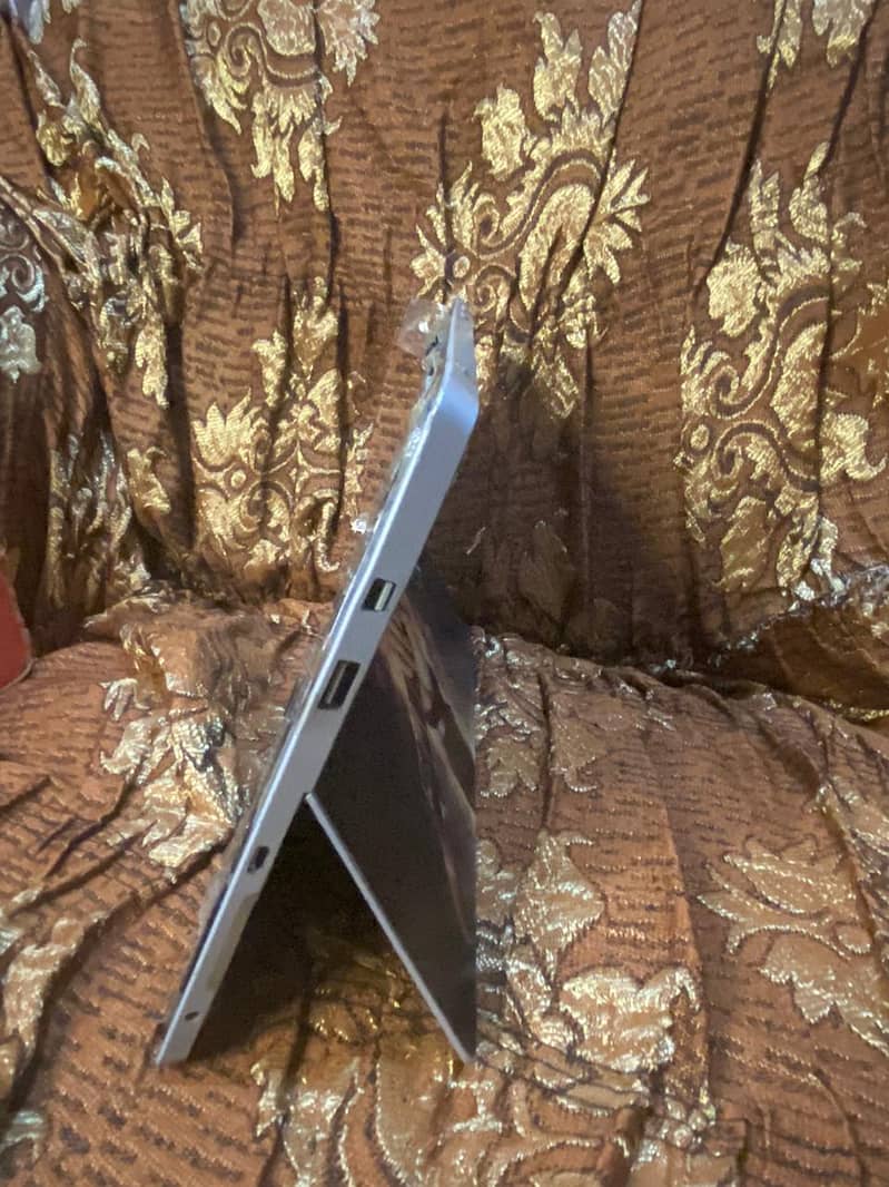 Microsoft tablet 3 pro surface only screen touch damage 9