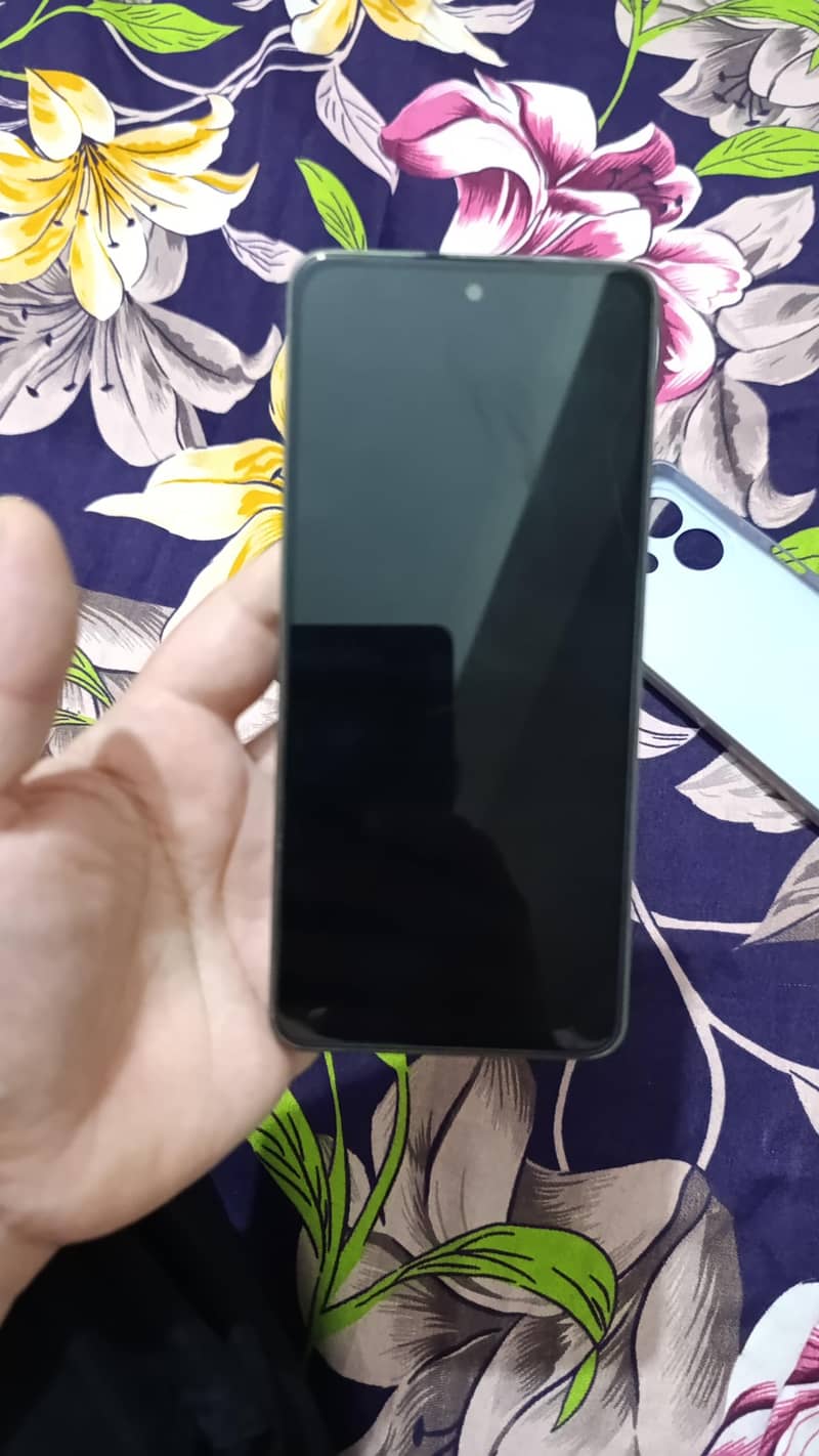 OPPO A5 Pro 4
