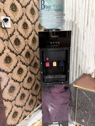 Orient Crystal Water Dispenser for Sale – Excellent Condition