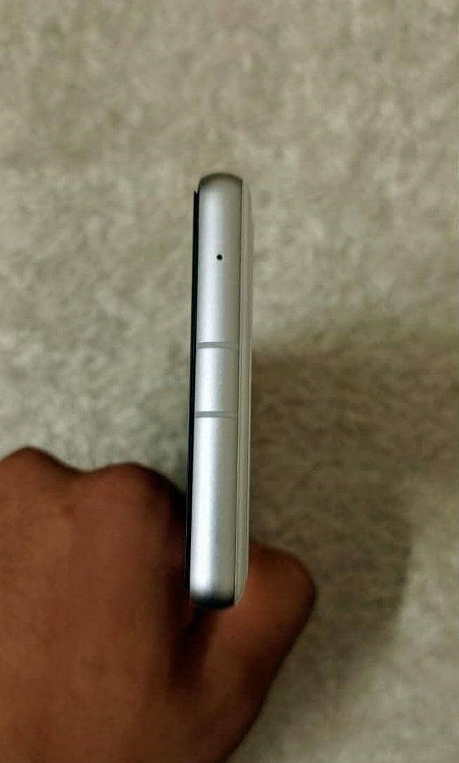 Google Pixel 7a 2