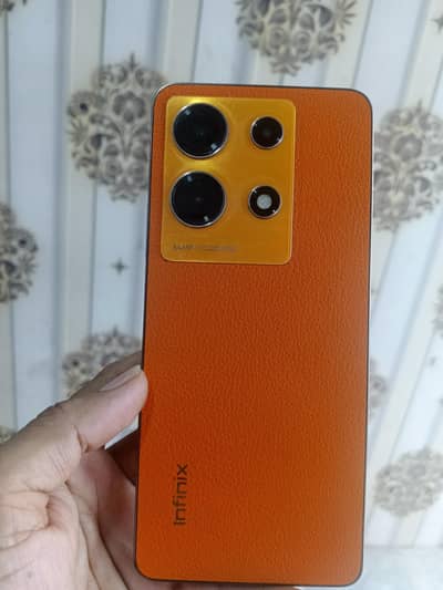 Infinix Note 30