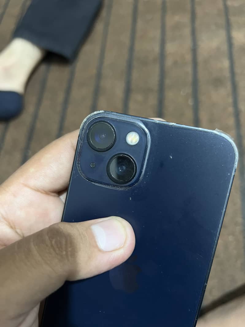Apple iPhone 13 6
